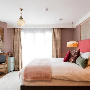 The Rabbit & Retreat Templepatrick